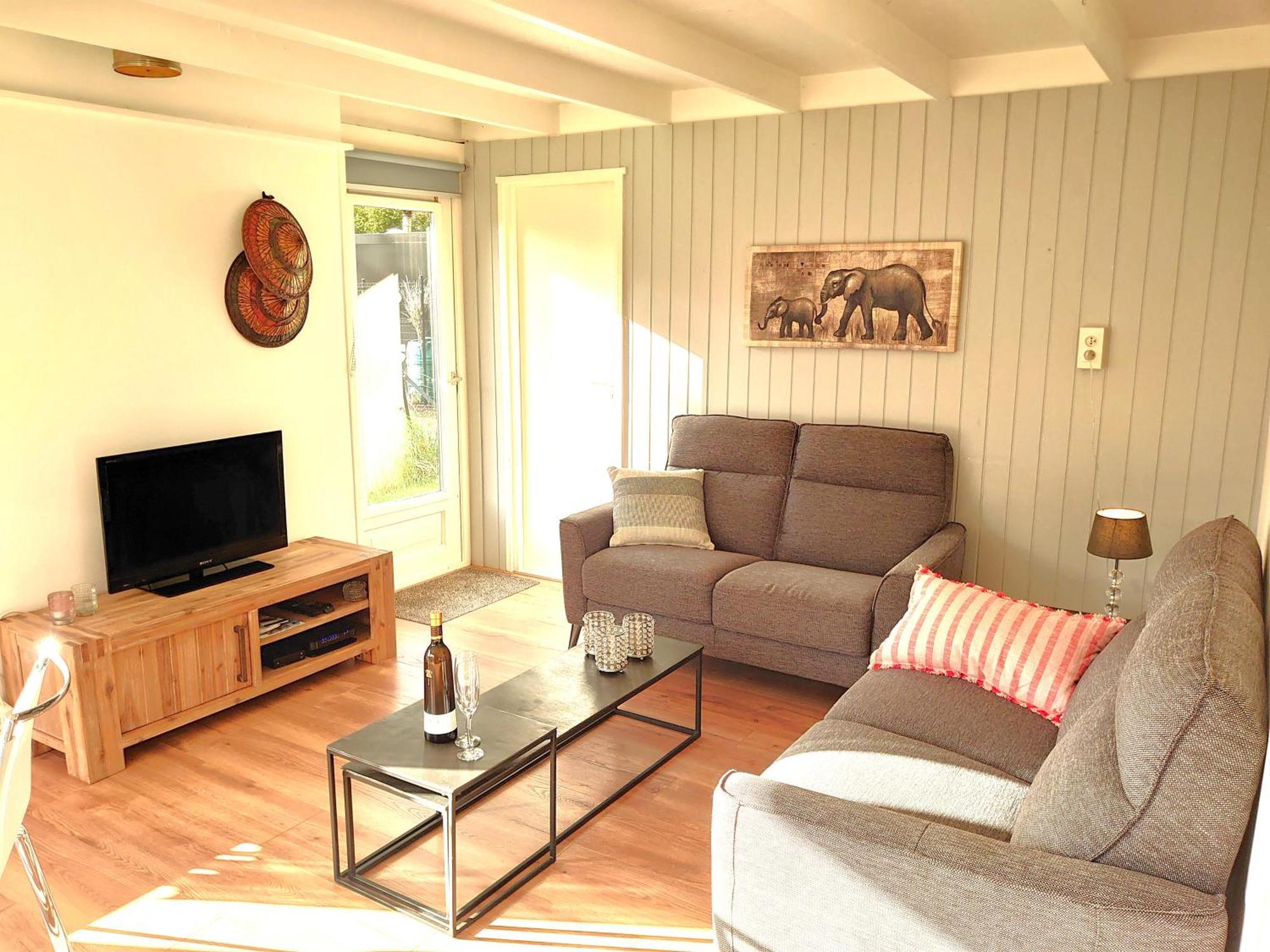 Zonnige Vrijstaande Bungalow In Prachtige Omgeving! Rekem エクステリア 写真